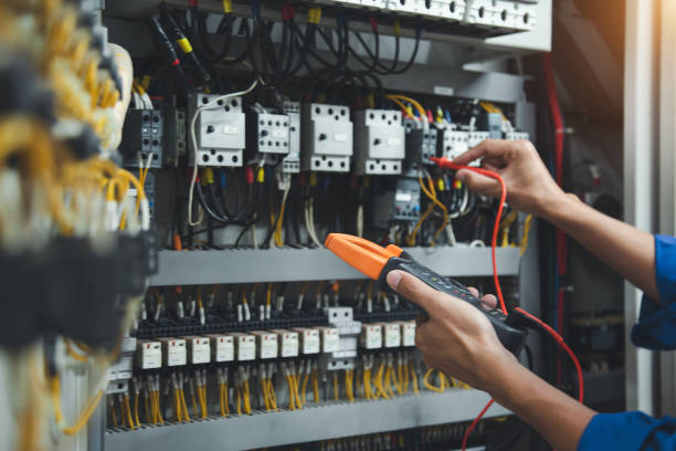 Best Affordable Emergency Electrician  in Manche North Shore, CA
